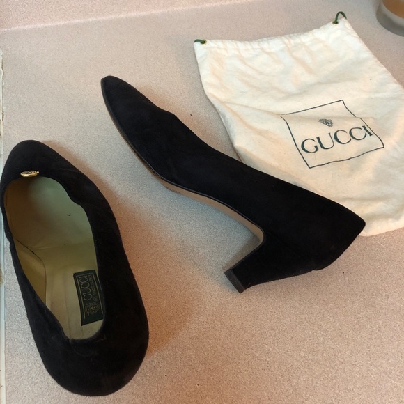 Vintage Gucci Suede Shoes - Picture 2 of 2